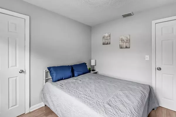 Coliving in Lake Forest - Northside, Jacksonville