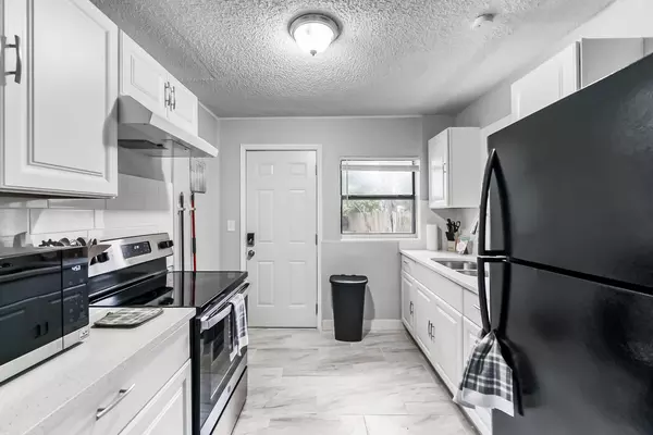 Coliving in Lake Forest - Northside, Jacksonville