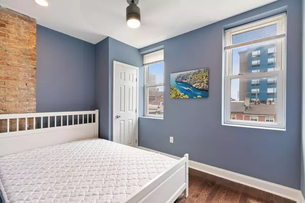 Coliving in Fells Point - Baltimore Metro Area, Washington DC