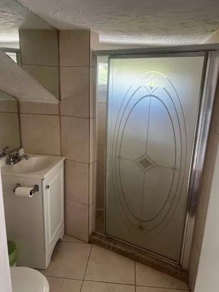 Coliving in Kenwood - Clearwater-St. Petersburg, Tampa