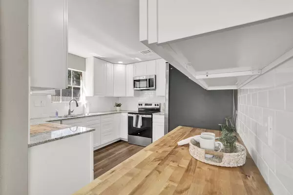 Coliving in Greater Inwood - Nw Houston, Houston