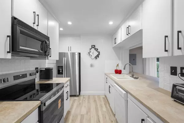 Coliving in Azalea Park - East Orlando, Orlando