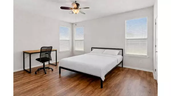 Coliving in Far West Side - West SATX, San Antonio