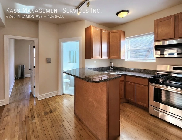 2 bedrooms apartment for rent in Portage Park - Northwest Side, Chicago