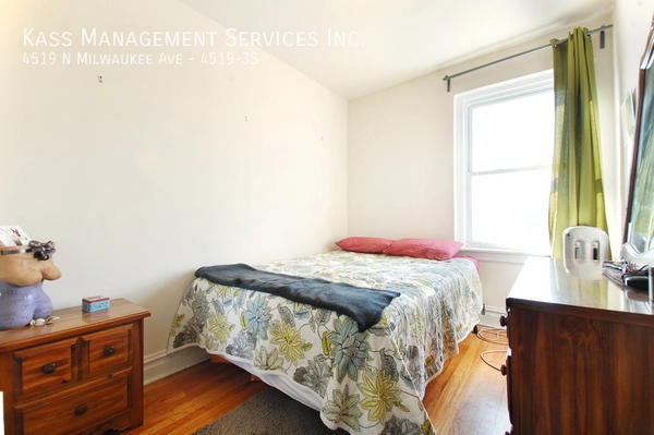 1 bedroom apartment for rent in Portage Park - Northwest Side, Chicago