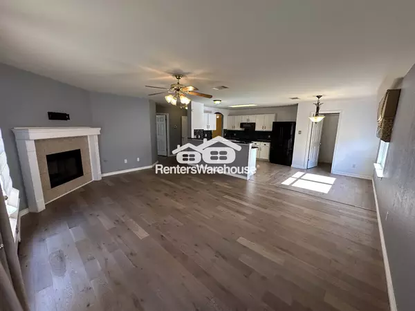4 bedrooms apartment for rent in Manor - East Austin, Austin