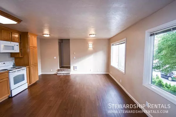 5 bedrooms apartment for rent in Downtown Eugene - Eugene, Eugene