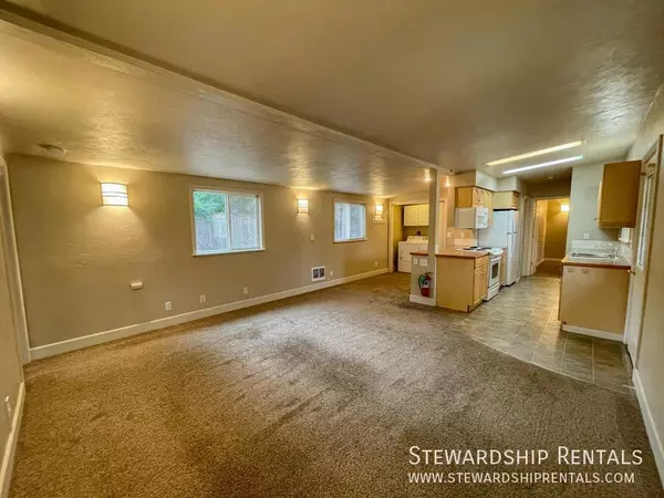 3 bedrooms apartment for rent in Downtown Eugene - Eugene, Eugene