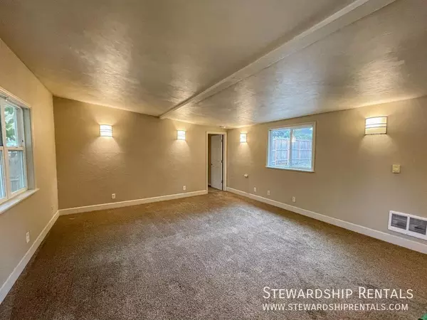 3 bedrooms apartment for rent in Downtown Eugene - Eugene, Eugene