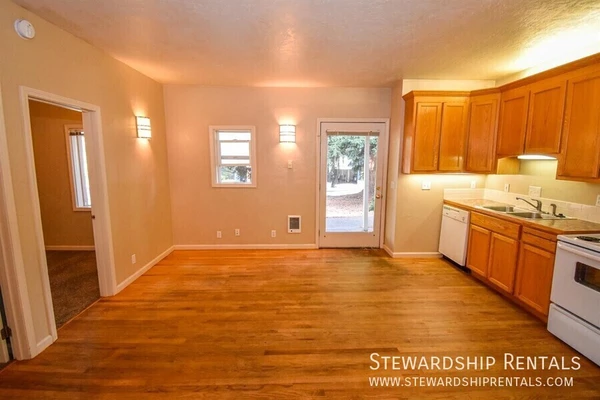 4 bedrooms apartment for rent in Downtown Eugene - Eugene, Eugene