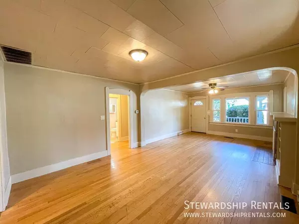 5 bedrooms apartment for rent in Downtown Eugene - Eugene, Eugene