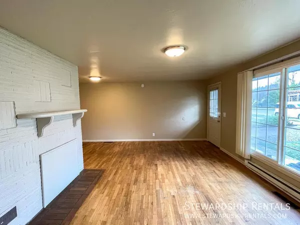 4 bedrooms apartment for rent in Southeast Eugene - Eugene, Eugene
