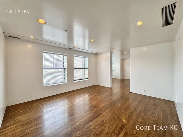 2 bedrooms apartment for rent in Country Club Plaza - KCMO, Kansas City