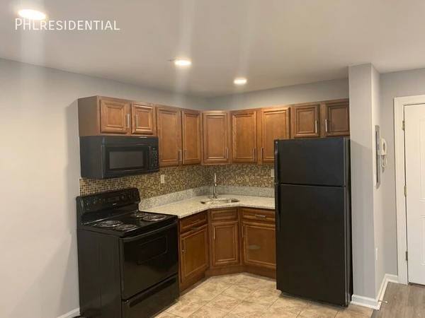 2 bedrooms apartment for rent in Fern Rock - North Philadelphia, Philadelphia