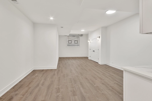 4 bedrooms apartment for rent in Logan Square - North Side, Chicago