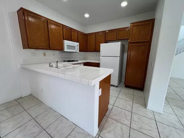 4 bedrooms apartment for rent in Miramar - North SD, San Diego