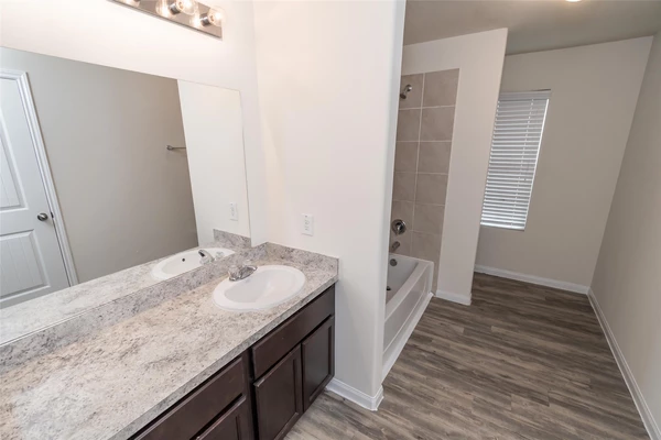 4 bedrooms apartment for rent in East Houston - Ne Houston, Houston