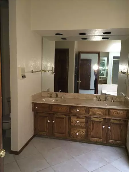 2 bedrooms apartment for rent in Preston Hollow - Nw Dallas, Dallas