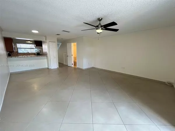 2 bedrooms apartment for rent in Tamiami - Miami Dade, Miami