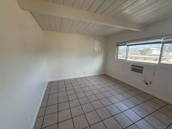 2 bedrooms apartment for rent in Logan Heights - Central SD, San Diego