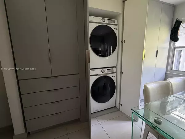 2 bedrooms apartment for rent in North Miami Beach - Miami Dade, Miami