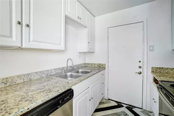 1 bedroom apartment for rent in Oak Lawn - Ne Dallas, Dallas