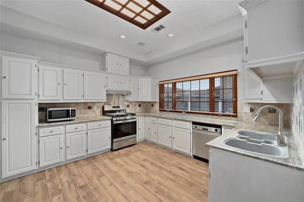 4 bedrooms apartment for rent in Sharpstown - Sw Houston, Houston