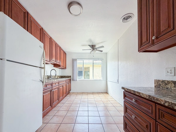 2 bedrooms apartment for rent in Mid City - Central Los Angeles, Los Angeles