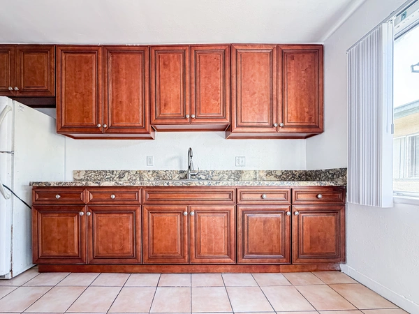 2 bedrooms apartment for rent in Mid City - Central Los Angeles, Los Angeles