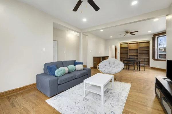 2 bedrooms apartment for rent in Humboldt Park - West Side, Chicago