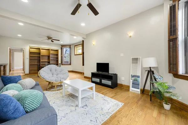 2 bedrooms apartment for rent in Humboldt Park - West Side, Chicago