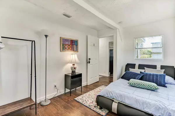 Coliving in Lake Forest - Northside, Jacksonville