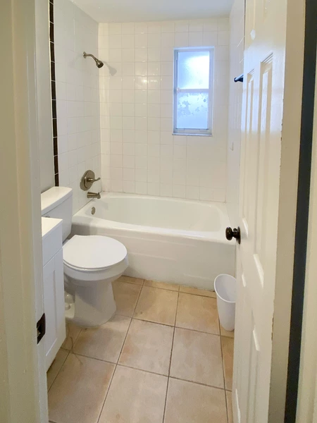 Coliving in Cedar Hills - Westside, Jacksonville