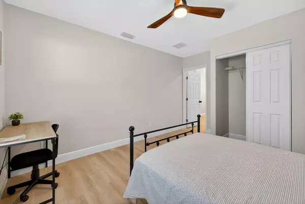 Coliving in Ybor City - Central Tampa, Tampa