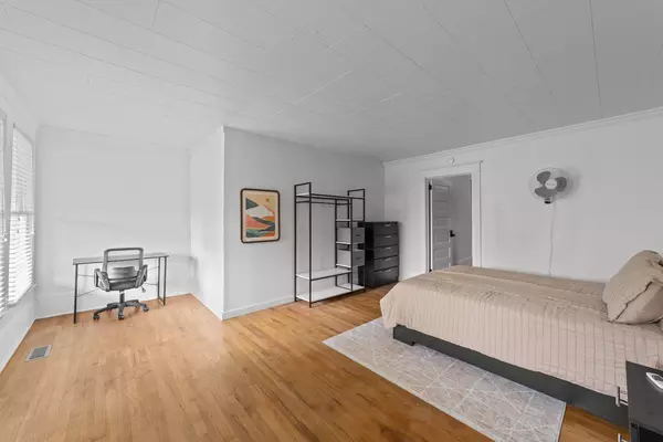 Coliving in Apex - Outer Triangle, Raleigh