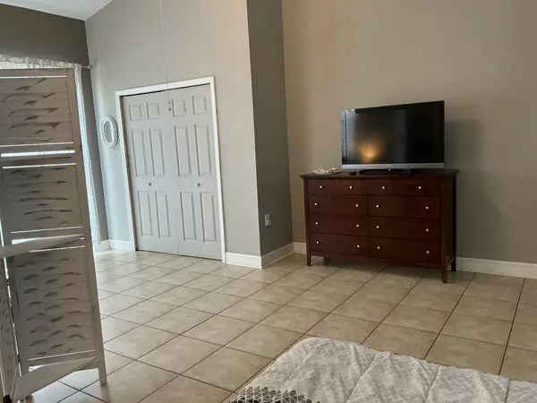 Coliving in Lehigh Acres - Fort Myers, Fort Myers