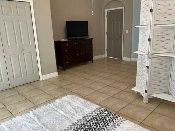 Coliving in Lehigh Acres - Fort Myers, Fort Myers