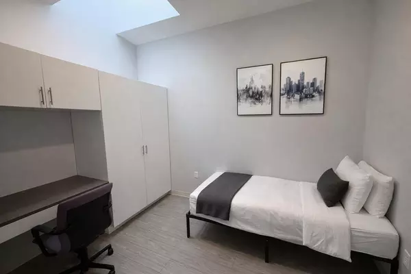 Coliving in South Plaza - KCMO, Kansas City