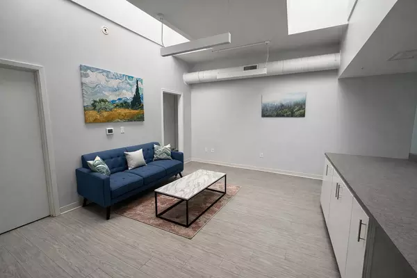 Coliving in South Plaza - KCMO, Kansas City