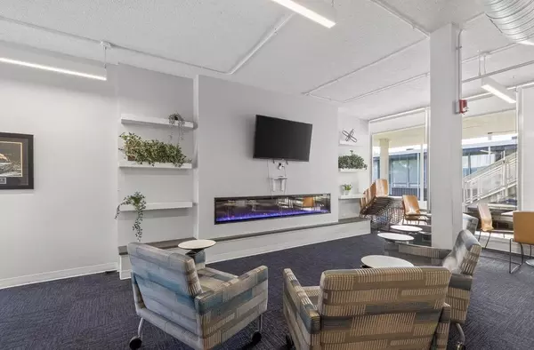 Coliving in South Plaza - KCMO, Kansas City