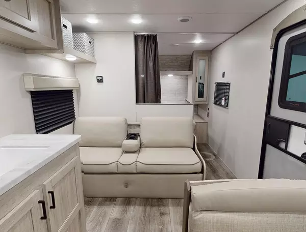 Coliving in Live Oaks Square - East Tampa, Tampa