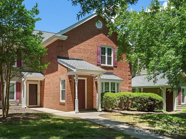 Coliving in Sterling - South Charlotte, Charlotte