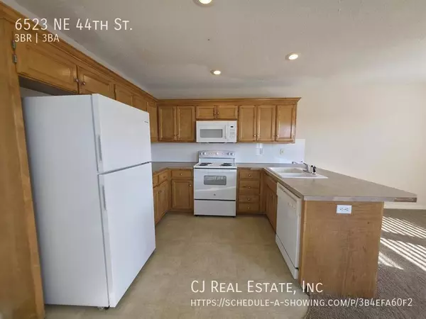 3 bedrooms apartment for rent in Gladstone - Outer KCMO, Kansas City