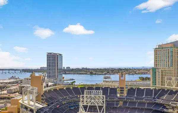 2 bedrooms apartment for rent in Gaslamp - Central SD, San Diego