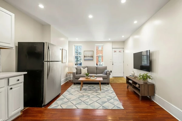 4 bedrooms apartment for rent in Glenwood - North Philadelphia, Philadelphia