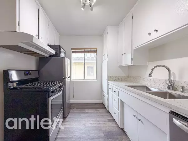 2 bedrooms apartment for rent in Beverly Grove - Central Los Angeles, Los Angeles