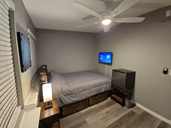 Coliving in Cedar Hills - Westside, Jacksonville