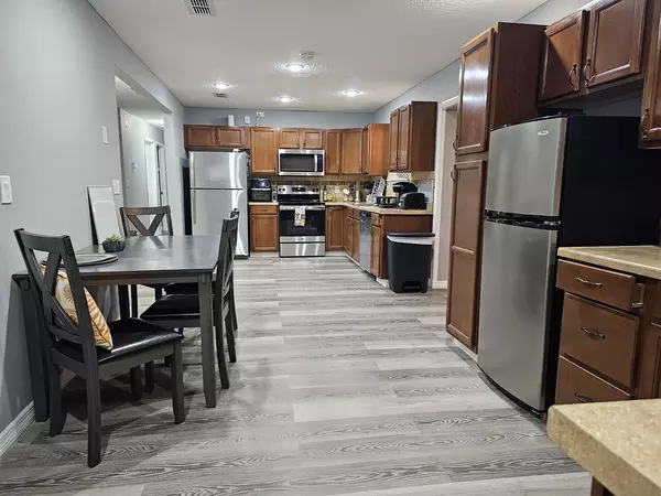 Coliving in Cedar Hills - Westside, Jacksonville