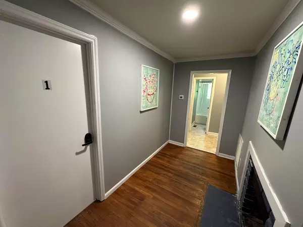 Coliving in Hope Valley - Durham, Raleigh