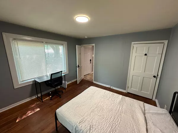 Coliving in Hope Valley - Durham, Raleigh